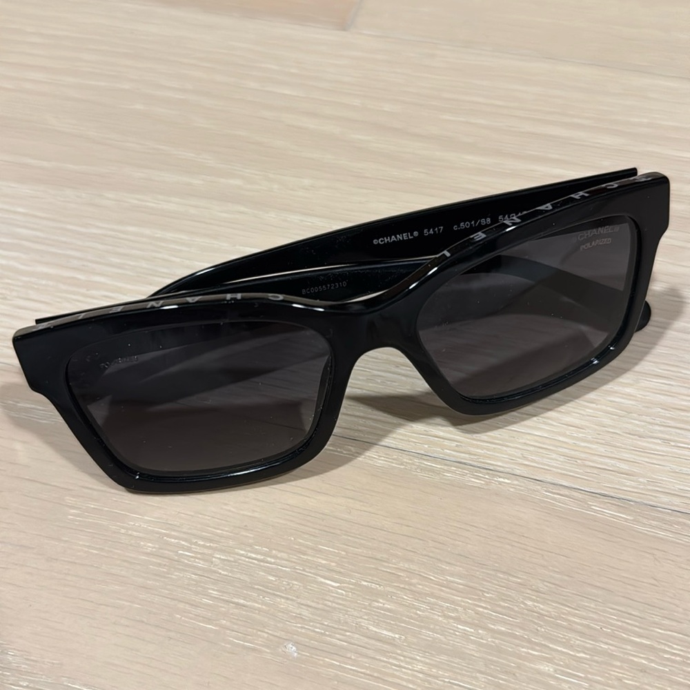 Chanel sunglasses black